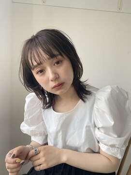 エクリ 麻布十番(equri) くびれウルフ