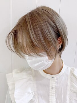 アルバム 渋谷パルコ(ALBUM) ライトアッシュ_チェリーブラウンフェミニンロング_ba330611