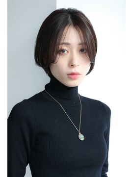 アンベリー(embellie) 大人可愛い20代30代40代黒髪前下がりショートボブ丸みショート