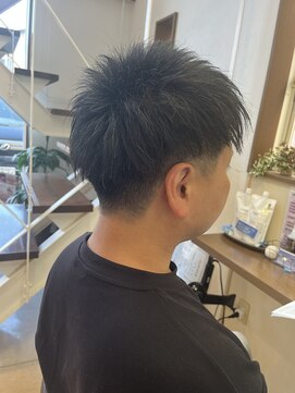 コアフィールフィス(COIFFURE fils) 《見附　今町》メンズ　刈り上げ　束感ショート