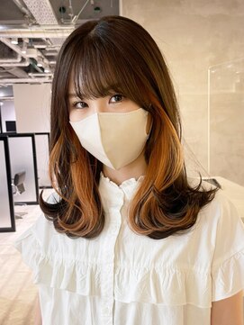 アイティーバイアルバム 下北沢店(IT by ALBUM) レイヤーカットイヤリングカラーオレンジ_斜めバング_ba410232