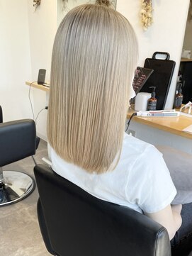 ティミー(timmy) ホワイトベージュ