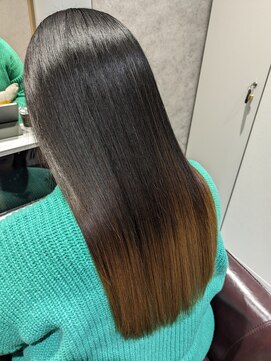 ワタトリ(waTatori) うるツヤ髪質改善×グラデーションカラー