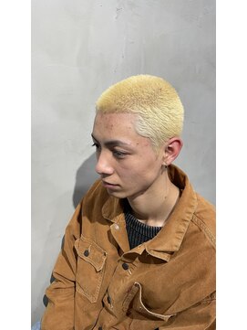 クロー(CROW) 坊主×ブリーチカラー