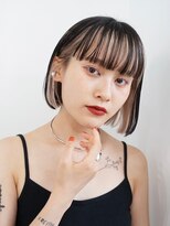 サンク 原宿 表参道(cinq) デザインカラー前髪インナーカラーベージュ黒髪ボブハイトーン