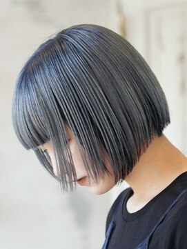 ニュイ(NUIT) ダブルカラーショートボブインナーカラーハイライトケアブリーチ