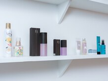 アピシオ(Apicio)の雰囲気（話題のヘアケアそろえてます！取り扱いないものもご相談下さい！）