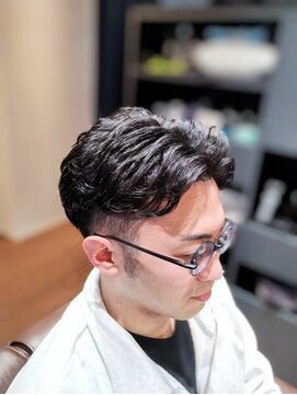 トレバー(Trever) ニュアンスパーマ強め