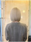 切りっぱなしボブ×ホワイトミルクティー