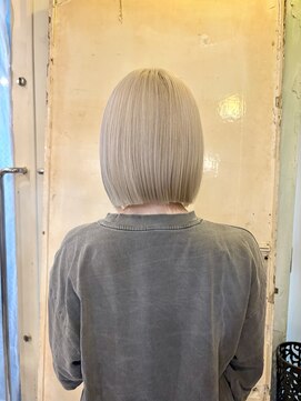 シーズ 栄(sea's) 切りっぱなしボブ×ホワイトミルクティー