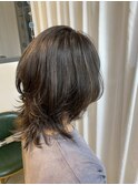 ウルフカット×白髪ぼかしハイライト