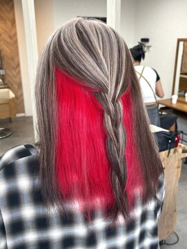 リングバイモアムー(Ring by Moremuu) Issy デザインブリーチカラー