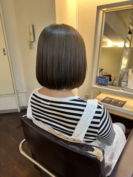 アサンタ サナ(Asante sana) 【Asante】ミニボブ　オリーブグレージュ