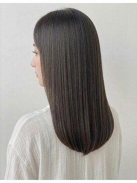 ラ ヴェラー(La valeur) 美髪ストレート髪質改善トリートメント◎艶髪オリーブグレージュ