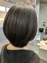 エマ ネクサス(EMA NEXUS) お手入れ簡単!「大人可愛いコンパクトボブ」