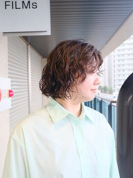 フィルム(FiLMs) ショートボブ/デザインパーマ/透明感ブラウン