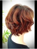 ショート・ボブ×大人可愛いパーマ