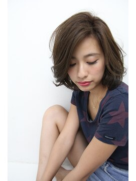 フェリシータ 緑地公園店(felicita) ナチュラルカール♪クラシカルショートボブ