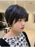カジュアルなショートボブ