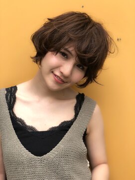 レーヴ リゾート 池袋(Reve resort) 小顔 ことりベージュ ウォーターフォール