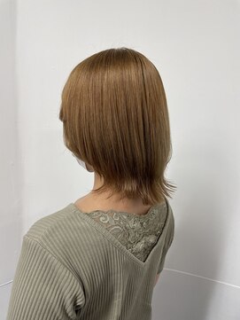 ヘアーアトリエ ネヴェア(hair atelier NEVAEH) camel beige