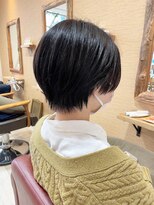 プラーチェ 青葉台 ハンサムショート　丸み束感ショート