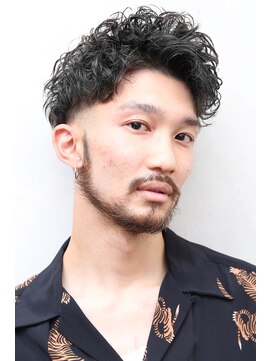 ルックグッドストア(LOOK GOOD STORE) ツイスパ スパイラルパーマ ベリーショート フェード 刈り上げ