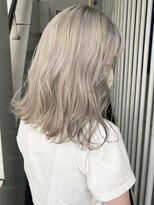 ソーコ 渋谷(SOCO)&nbsp;ハイトーンホワイトベージュグレージュケアブリーチ