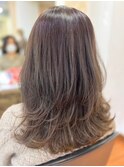 大人可愛いレイヤーカットピンクアッシュブリーチなし伸ばしかけ