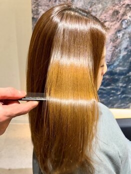 リリー(Lily)の写真/【美髪サロン】oggiotto/艶髪など話題のヘアケア商材やトリートメントを多数取り揃え！理想の美髪に*