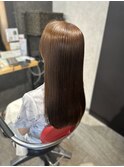 髪質改善は縮毛矯正♪イルミナカラーサファリ/トリートメント
