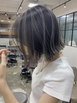 イェッカ パビル(YECCA pabil) コントラストハイライト(ブリーチ2回)