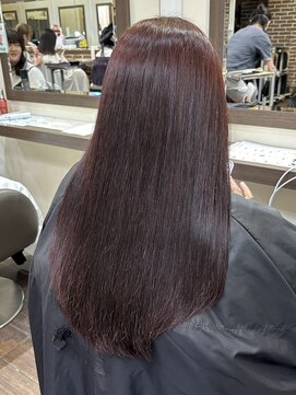 ヘアーアンドメイク ビス(HAIR&MAKE bis) 茶色のベースからボルドーカラーに♪【唐木彩華】