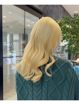 リリアン(rilliant U’s brilliant) yellowブロンド