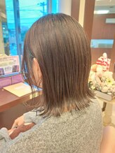 マリーインターナショナル 浦添店(MARIE INTERNATIONAL) 切りっぱなしボブ酸熱トリートメントボリュームダウン