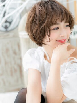 モッズヘア 越谷(mod's hair) 韓国風アッシュベージュ小顔フェザーショートc6越谷20代30代40代