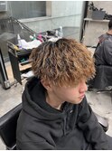 メンズパーマブリーチパーマハイライト縦落ちツイスパ