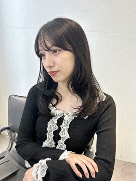 ユーフォリア 渋谷グランデ(Euphoria SHIBUYA GRANDE) 顔まわりカット　レイヤーヘア　オリーブグレージュ