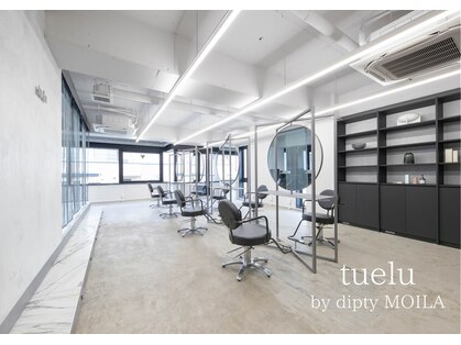 トゥエル バイ ディプティモイラ(tuelu by dipty MOILA)の写真