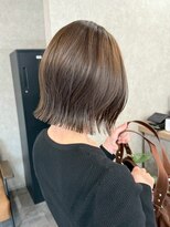 ジーニー 千葉(GENiE) 黒髪/オリーブグレー/小顔/ココアベージュ/千葉駅