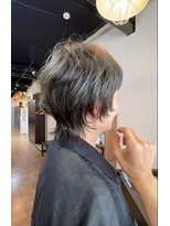 ルポル 大通店(rupolu) クールなカラーとかわいいカット
