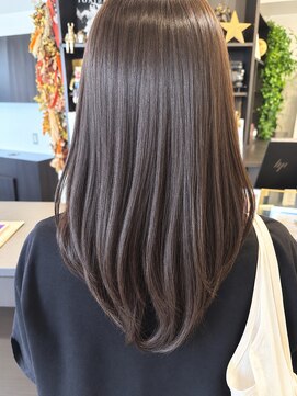 髪質改善サロン WE BE PARSLEY atre 川越店【ウィービーパセリアトレ】 小顔効果抜群!顔周りレイヤーの韓国風くびれロング