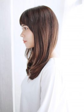 ヘアメイク ナル(hair make nalu) ショートバングのナチュラルストレートスタイル