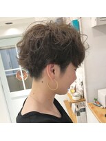 レンク(LENC)&nbsp;Coast.パーマ×ツーブロック×かりあげベリーショート