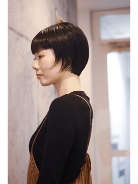 リュニック(Ryunic) 個性を生かしたショートボブ