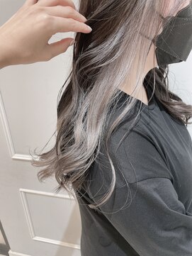 ネオリーブギンザ 銀座店(Neolive GINZA) 艶髪ロングとインナーカラー