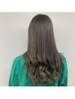 アオアクア バイ グルグル 小岩店(ao akua by GULGUL) 外国人風ミルクティーベージュ