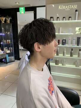 アイズ 海老名(AIZU) ツイストスパイラルパーマ　ツイストパーマ　メンズカット