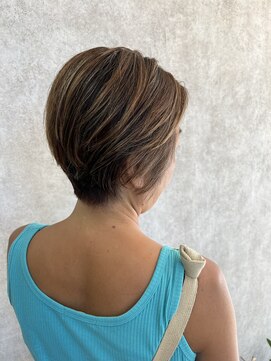 コス(COS) 【COS/平塚/加藤】スッキリ幅広い年代に大人気!!ショートボブ