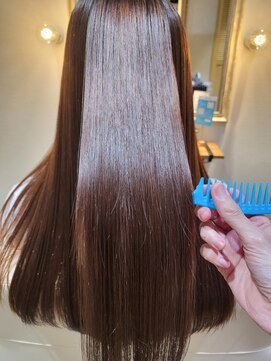 オルガ(Olga) 髪質改善/縮毛矯正/ストレート/ナチュラル/カラー/白髪染め